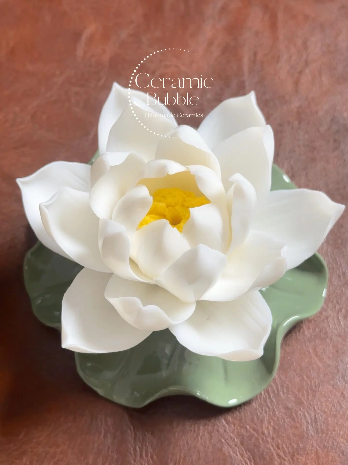Handmade White Lotus Flower Shaped Ceramic Incense Stick Holder with Green Tray