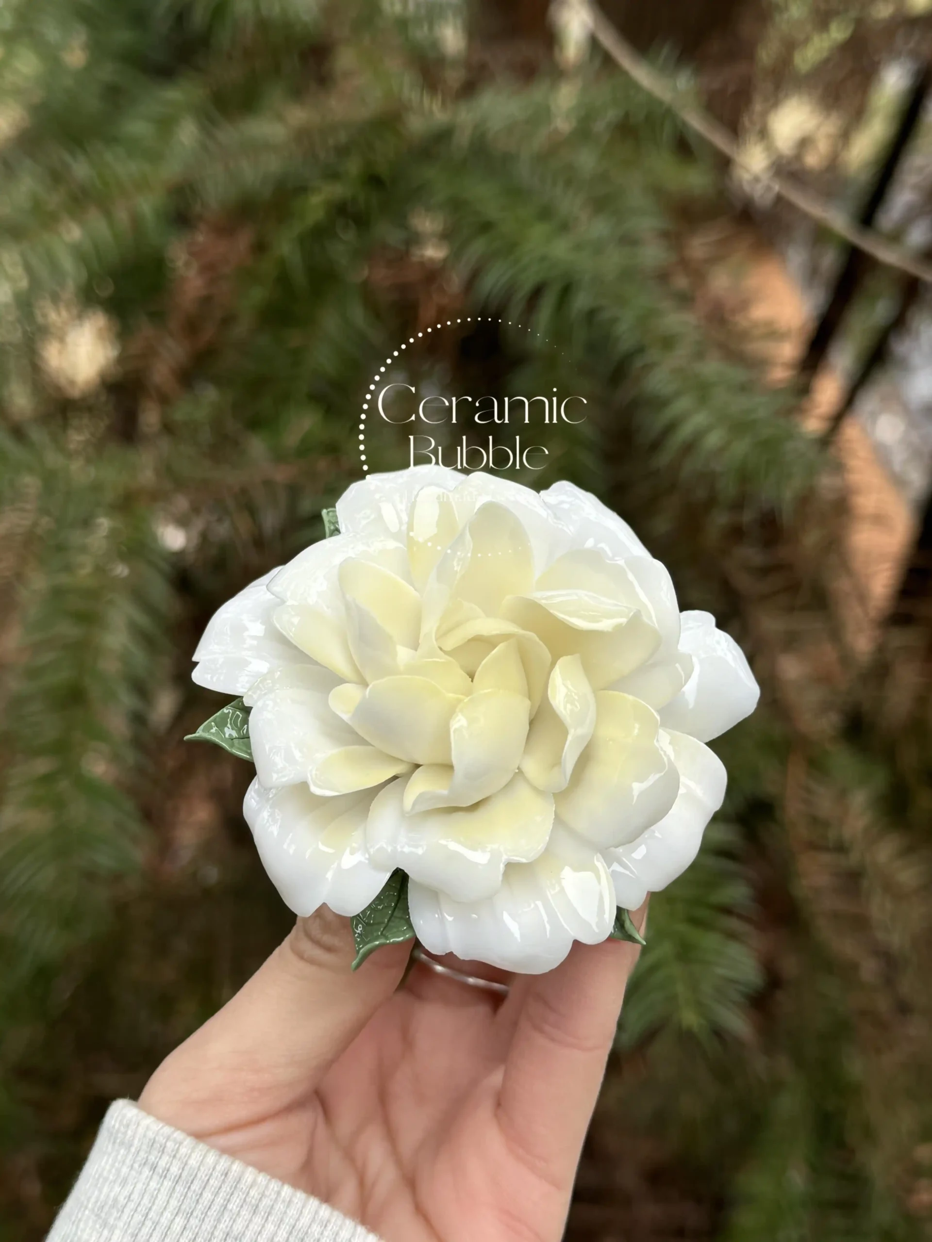 Handmade Gardenia Shaped Ceramic Incense Holder White Floral Stick Burner for Home